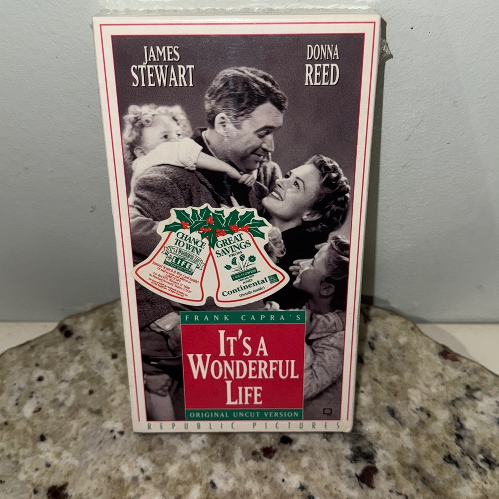 It's a Wonderful Life VHS Tape Uncut Version Brand New Factory SEALED w/Inserts